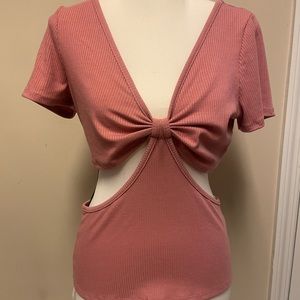 NWT Feminine & flirty dusty rose ribbed cut-out top. Super cute.